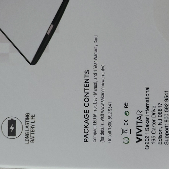 New in box Vivitar simply beautiful black compact LED mirror w/ battery included - Picture 9 of 12